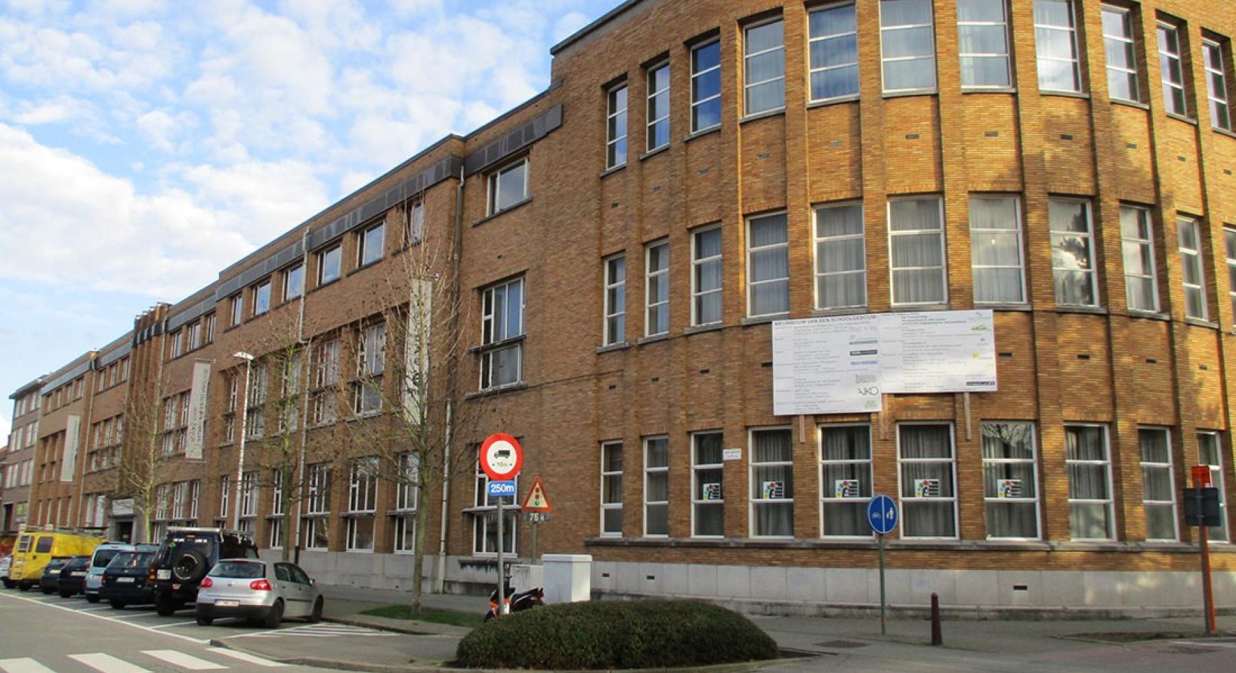 schoolgebouw Vrij Technisch Instituut Aalst